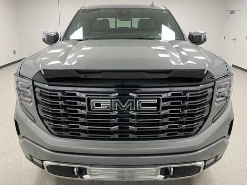 Used 2025 GMC Sierra 1500 Denali Ultimate AWD/4WD image 3