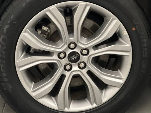 Used 2024 Ford Edge Titanium AWD/4WD image 60