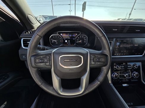 Used 2021 GMC Yukon Denali w/ Denali Ultimate Package image 14