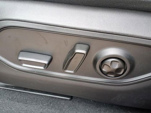 New 2026 Jeep Grand Cherokee L Limited AWD/4WD image 8