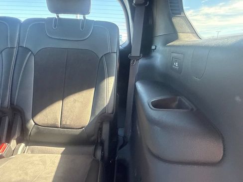 Used 2024 Jeep Grand Cherokee L Laredo AWD/4WD image 29