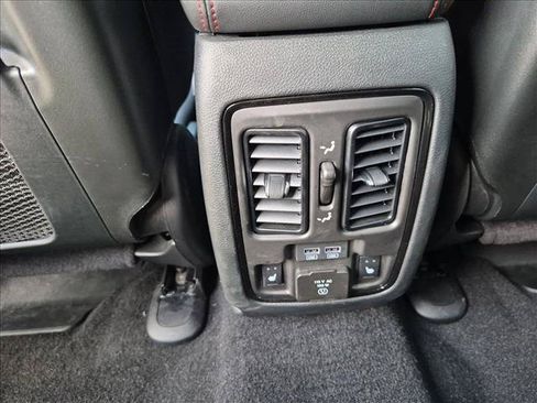 Used 2025 Dodge Durango R/T AWD/4WD image 17