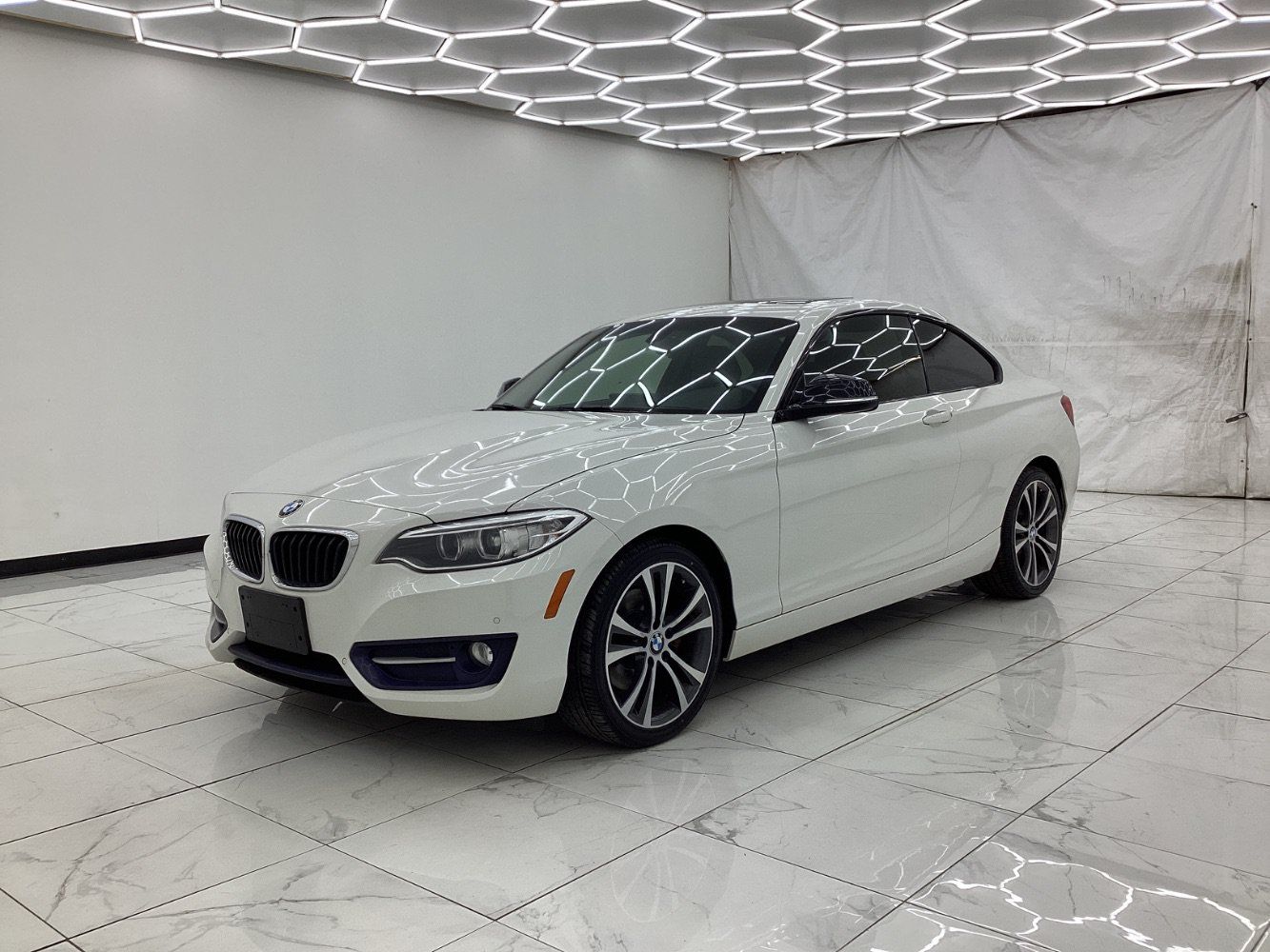 Used 2015 BMW 228i xDrive Coupe AWD/4WD image 6