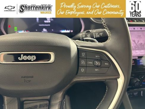 Used 2024 Jeep Grand Cherokee L Limited w/ Luxury Tech Group II image 29