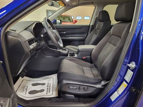 Used 2024 Honda CR-V EX image 11