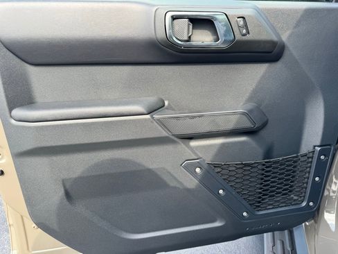 New 2025 Ford Bronco Outer Banks w/ Sasquatch Package image 21