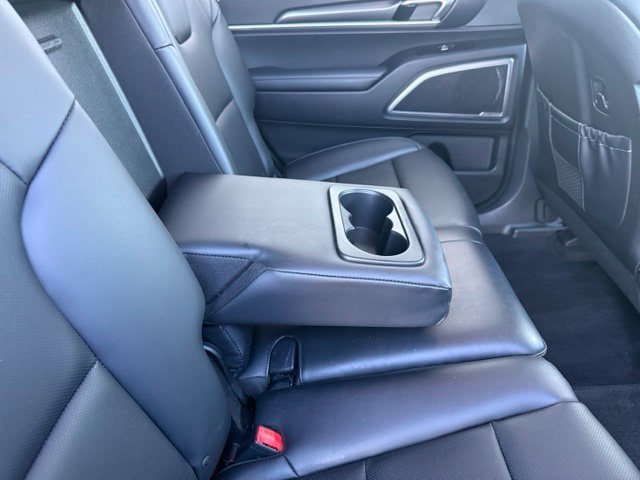 Used 2024 Kia Telluride LX FWD image 13