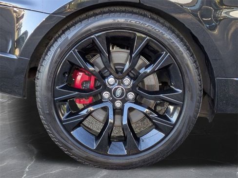 Used 2022 Land Rover Range Rover Sport HST image 39