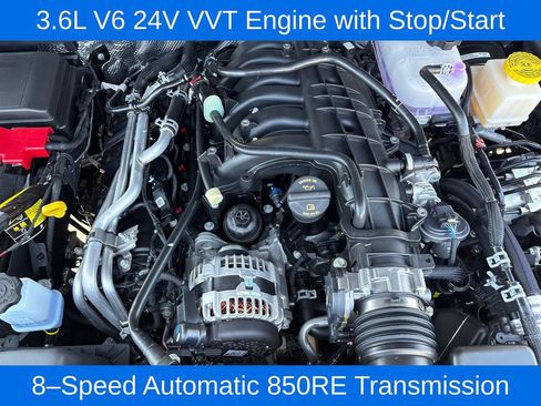 New 2026 Jeep Gladiator Rubicon w/ Steel Power Dome Hood Package AWD/4WD image 3