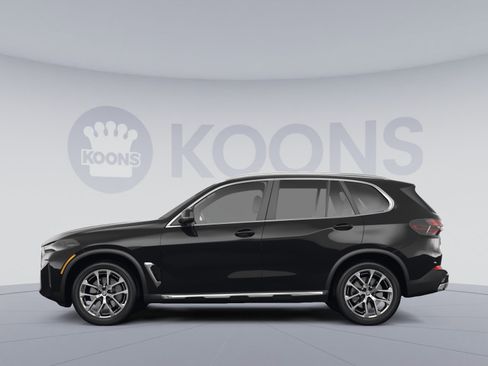 Used 2025 BMW X5 xDrive40i AWD/4WD image 2