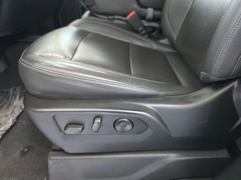 Used 2024 Chevrolet Silverado 2500 LTZ image 23