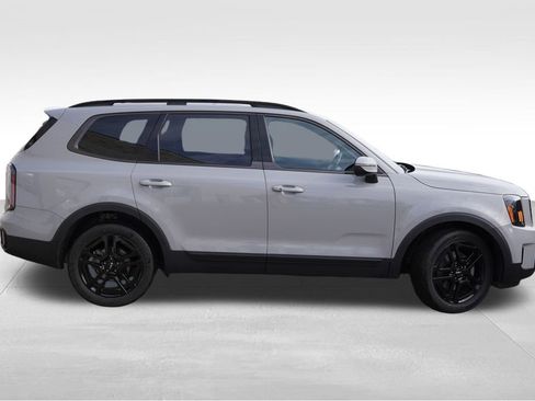 Certified 2024 Kia Telluride EX X-Line image 3