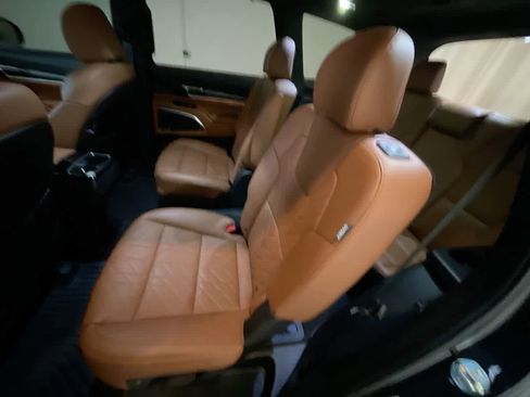 Used 2025 Kia Telluride SX Prestige X-Line image 23