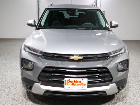 Used 2023 Chevrolet TrailBlazer LT FWD image 4