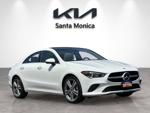 Used 2021 Mercedes-Benz CLA 250 w/ Premium Package image 8