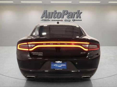 Used 2016 Dodge Charger SXT w/ AWD Plus Group image 6