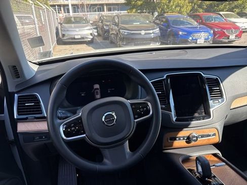Used 2024 Volvo XC90 T8 Plus w/ Protection Package Premier image 5