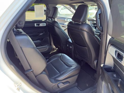 Used 2020 Ford Explorer ST w/ ST Street Pack AWD/4WD image 27