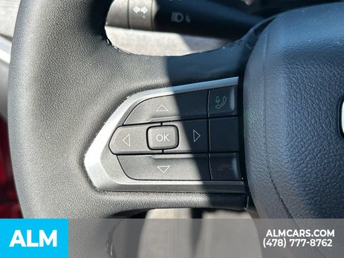 Used 2025 Jeep Compass Latitude AWD/4WD image 29