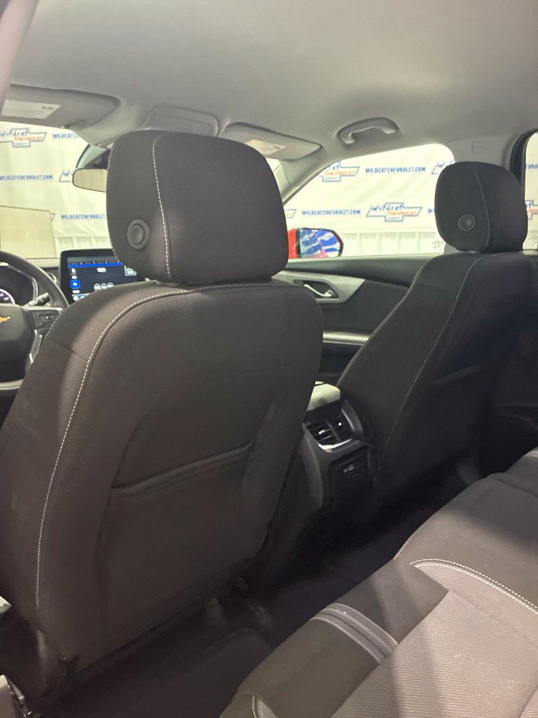 Used 2025 Chevrolet Blazer LT AWD/4WD image 30
