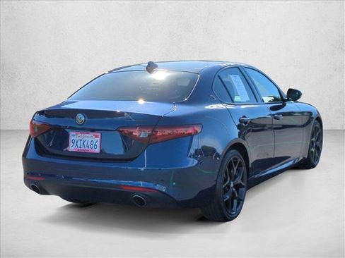 Used 2021 Alfa Romeo Giulia Ti w/ Nero Edizione image 5