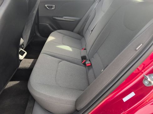 Used 2025 Kia K4 FWD image 27