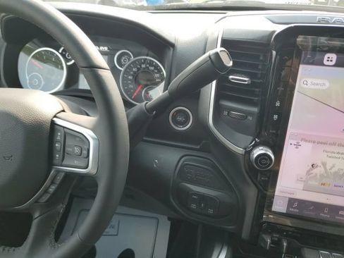 Used 2025 RAM 2500 Big Horn AWD/4WD image 19