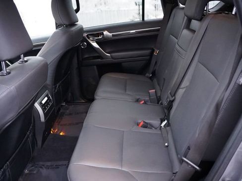 Used 2023 Lexus GX 460 Premium w/ Premium Plus Package image 18