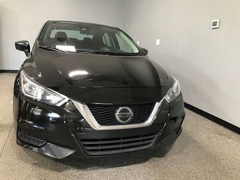 Used 2020 Nissan Versa S FWD image 8