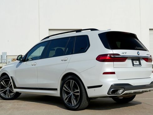 Used 2019 BMW X7 xDrive40i w/ Premium Package AWD/4WD image 4