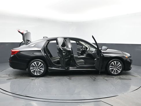 Used 2021 Honda Accord EX image 30