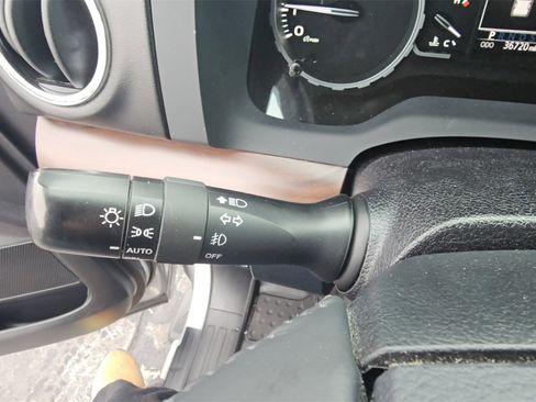 Used 2020 Toyota Tundra Limited image 13