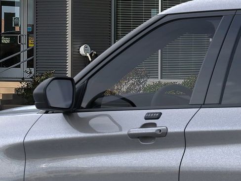 New 2026 Ford Explorer Active RWD image 20