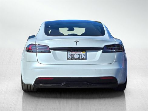 Used 2022 Tesla Model S image 5