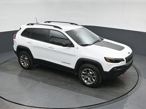Used 2022 Jeep Cherokee Trailhawk w/ Premium Leather Package image 56