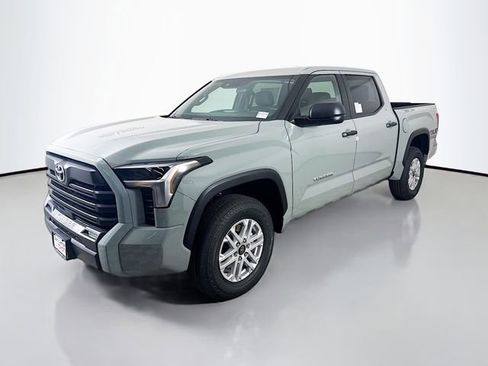 New 2026 Toyota Tundra SR5 AWD/4WD image 3