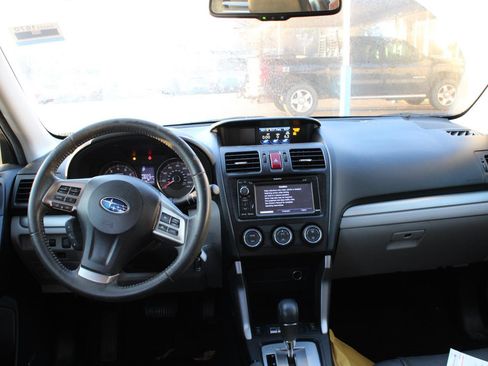 Used 2015 Subaru Forester 2.5i Limited image 9