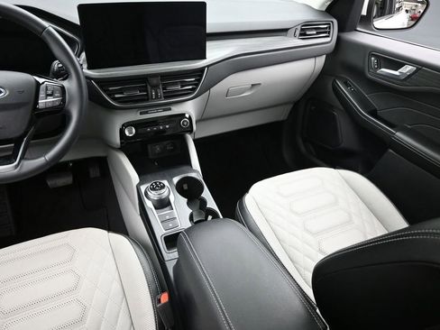 Used 2023 Ford Escape Platinum w/ Premium Technology Package image 14