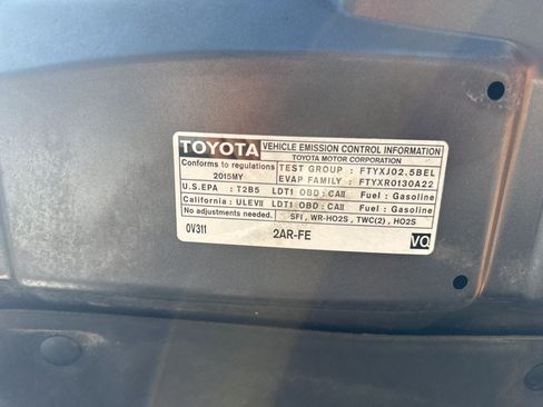 Used 2015 Toyota RAV4 XLE AWD/4WD image 34