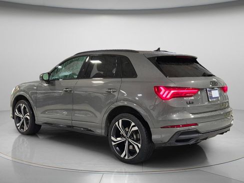 Used 2023 Audi Q3 2.0T Premium Plus w/ Premium Plus Package AWD/4WD image 6