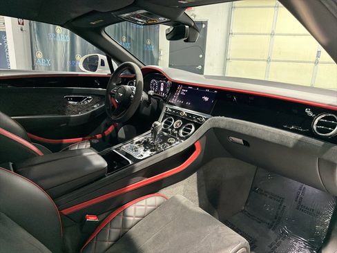 Used 2022 Bentley Continental GT Speed image 26