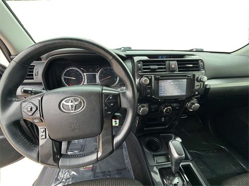 Used 2019 Toyota 4Runner TRD Off-Road image 28