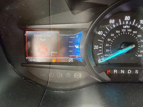 Used 2022 Ford Edge ST-Line AWD/4WD image 23