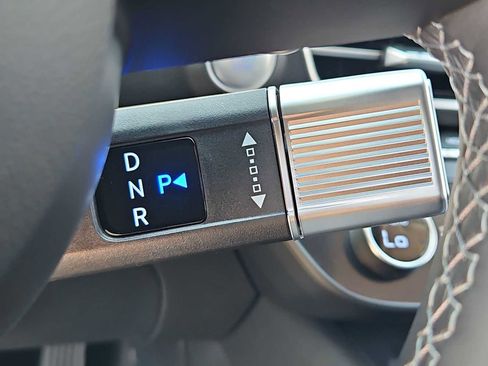 New 2025 Hyundai Sonata Limited image 29