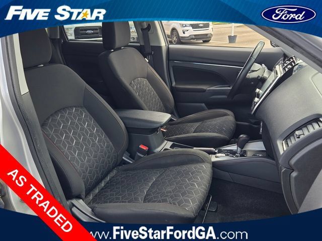 Used 2024 Mitsubishi Outlander Sport LE AWD/4WD image 17