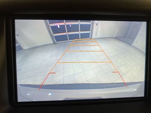Used 2016 Chevrolet Tahoe LTZ RWD image 14