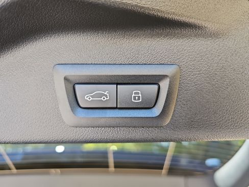 New 2026 BMW X5 xDrive40i w/ Climate Comfort Package image 13