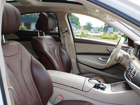 Used 2018 Mercedes-Benz S 560 4MATIC Sedan image 90