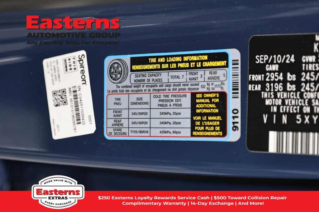 Used 2025 Kia Telluride S FWD image 38