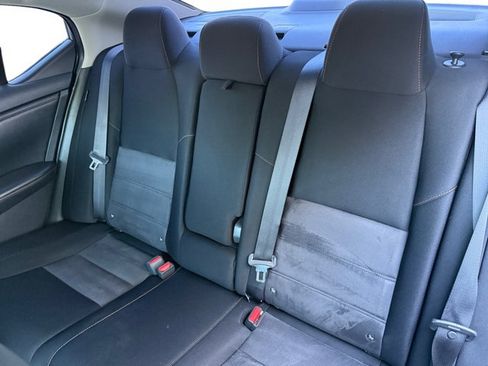 Used 2021 Nissan Sentra SR FWD image 11